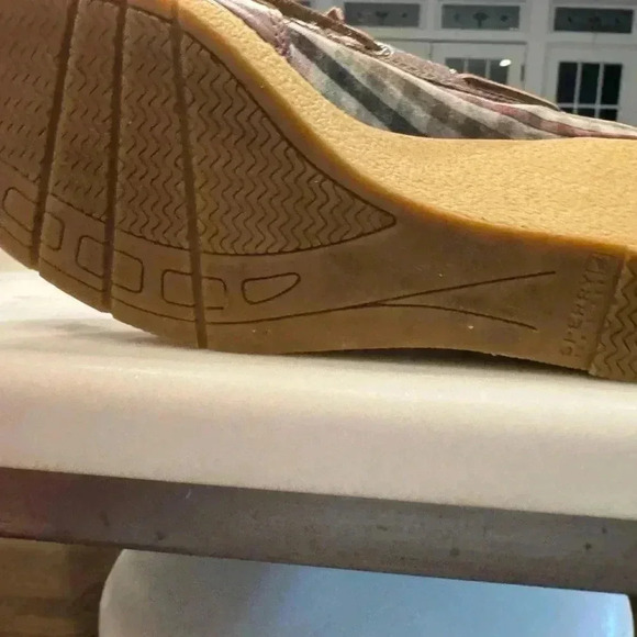 Sperry topsiders leather women’s. Wedge heel with plaid detail Sz 8.5 - Picture 10 of 10